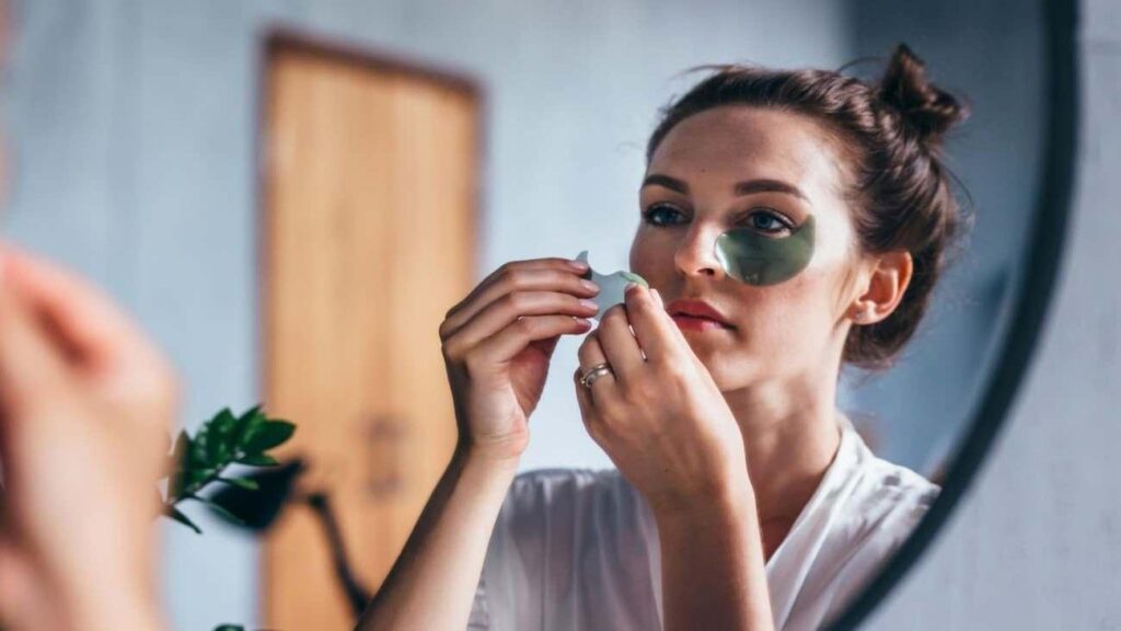 Göz altı ışık uygulaması ne işe fayda? Göz altı morlukları ve çukurlarına kalıcı tahlil
