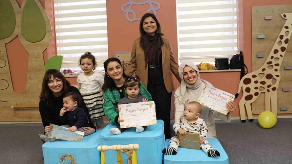 Gaziantep Bebek Kütüphanesi tarafından “Bebek Emekleme Yarışması” düzenlendi!