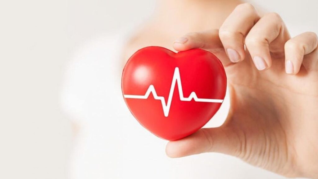 Kardiyoloji uzmanı Doç. Dr. İsmail Ateş yanıtladı: Kalp hastaları oruç tutabilir mi?