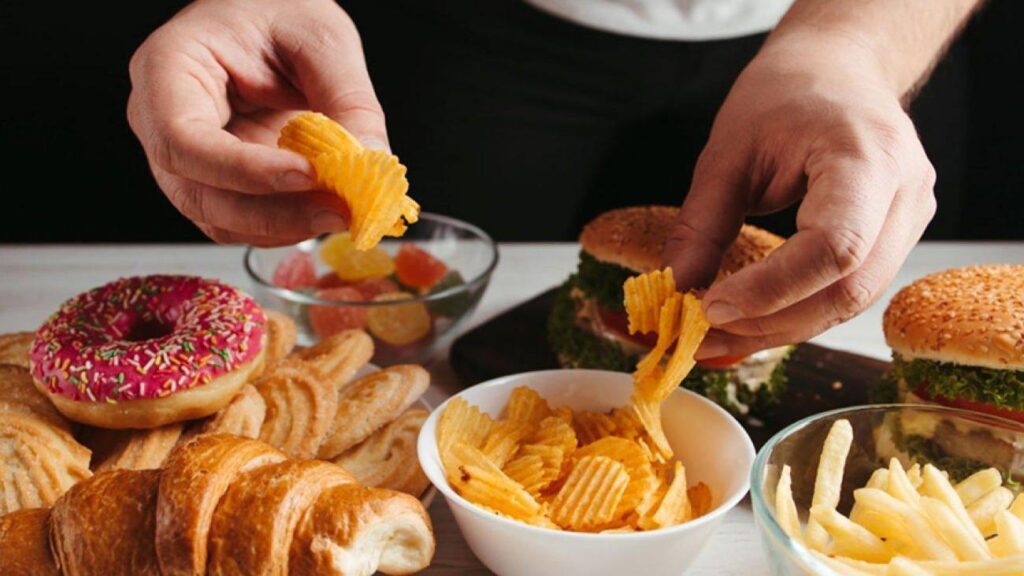 “Ultra” tehlikeli besinler: Açlığınızı bastırırken erken mevte neden oluyor!