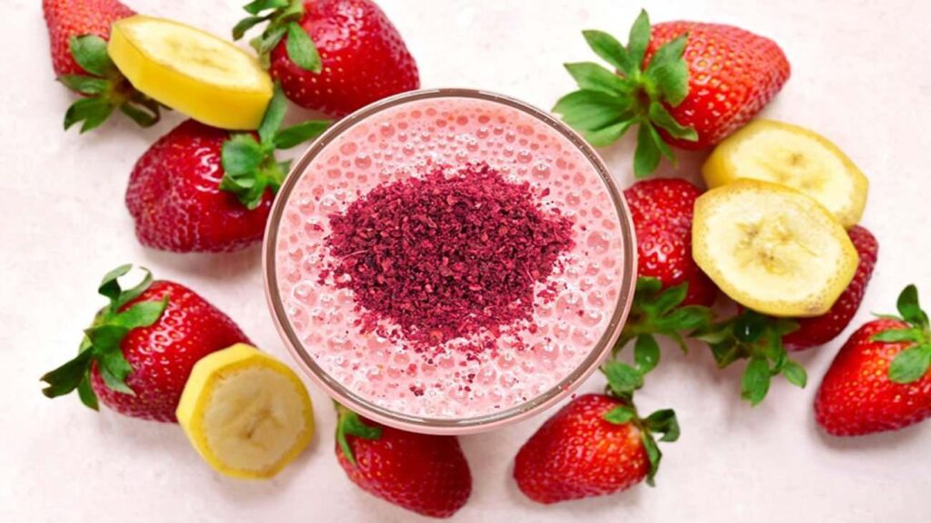 Yağ yakan çilekli sumaklı smoothie tarifi!