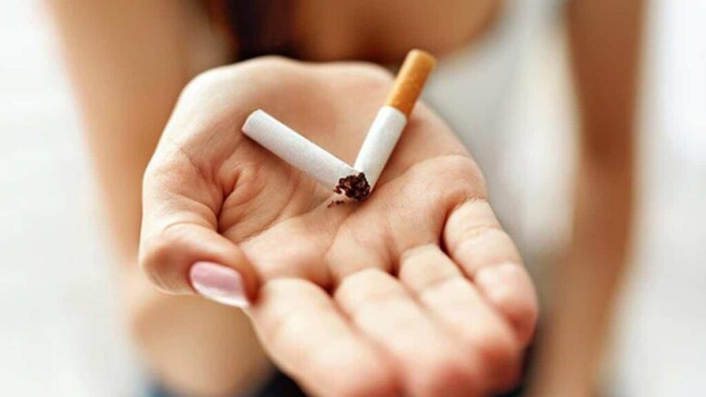 Avrupa’da bir birinci: Çocukları sigara içen ebeveynlere ceza!
