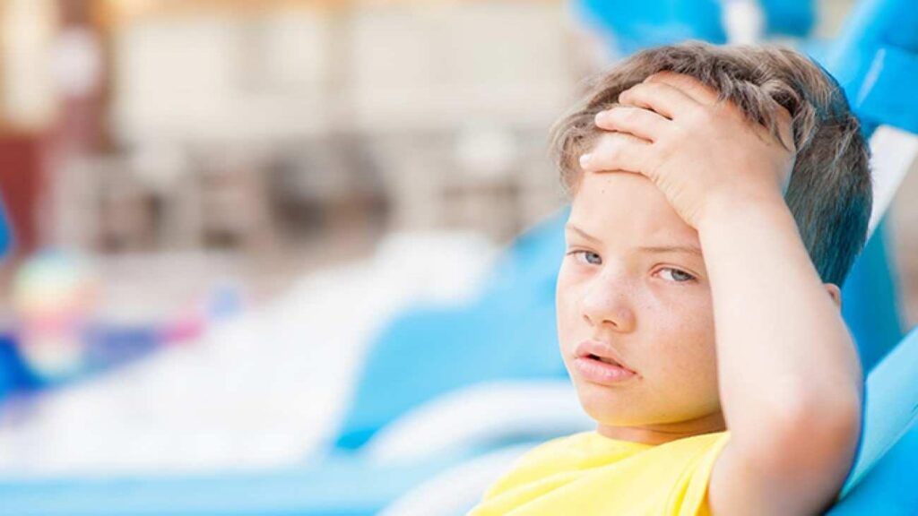 Çocuk ve bebeklerde güneş çarpması: Belirtileri ve tedavi metotları