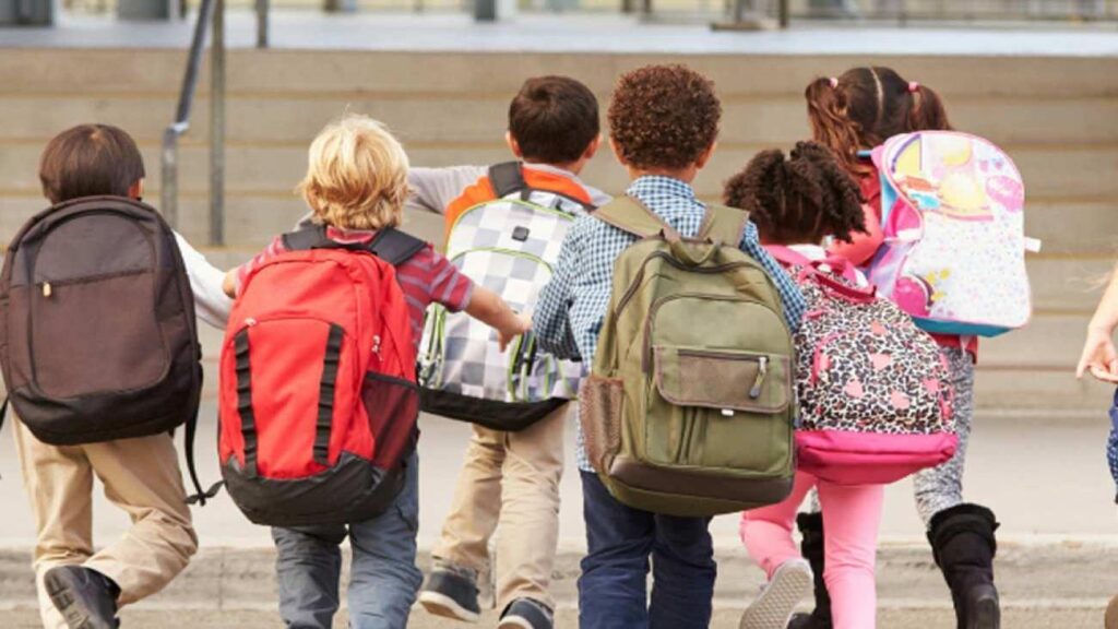 Çocuklar için ders zili çaldı! İşte eğitim hayatına ahengi kolaylaştıracak ipuçları