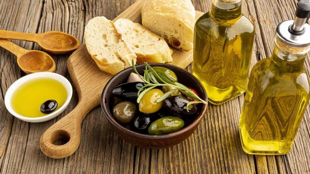 Günde yarım yemek kaşığı bile kâfi: Zeytinyağının yararları saymakla bitmiyor!