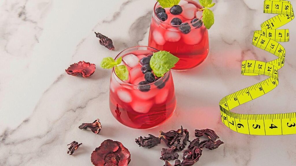 Hem yağ yakıcı hem de serinleten Hibiskuslu detoks çayı