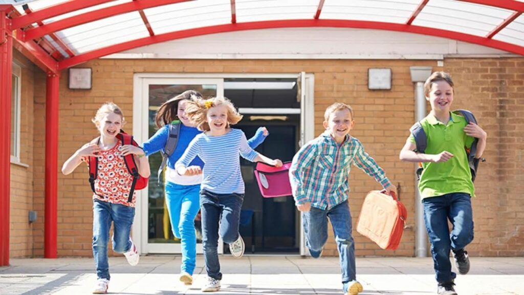 Okul sonrası çocuklarla neler yapılabilir? Çocuklarla birlikte yapılabilecek aktiviteler