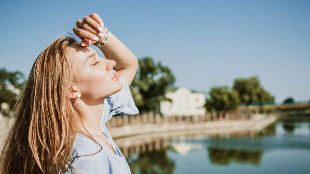 Uzman Dr Aslı Azakoğlu Karaca uyardı: Güneşli yaz günlerinde sıcak çarpmasına dikkat!