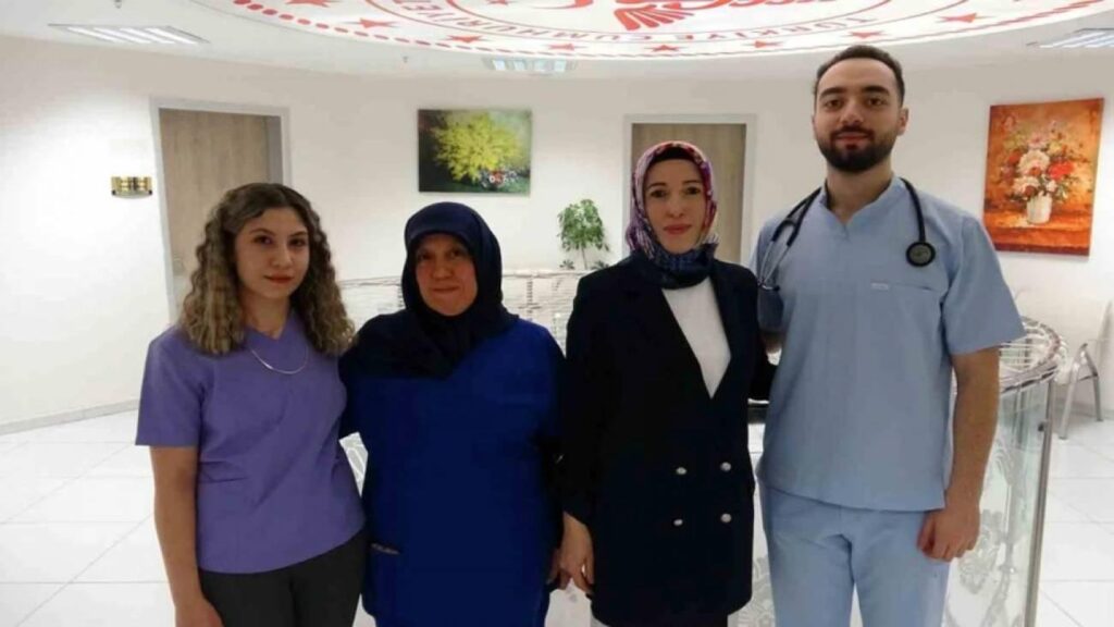 Hemşire anneler doktor çocuklarıyla aynı hastanede misyon yapıyor
